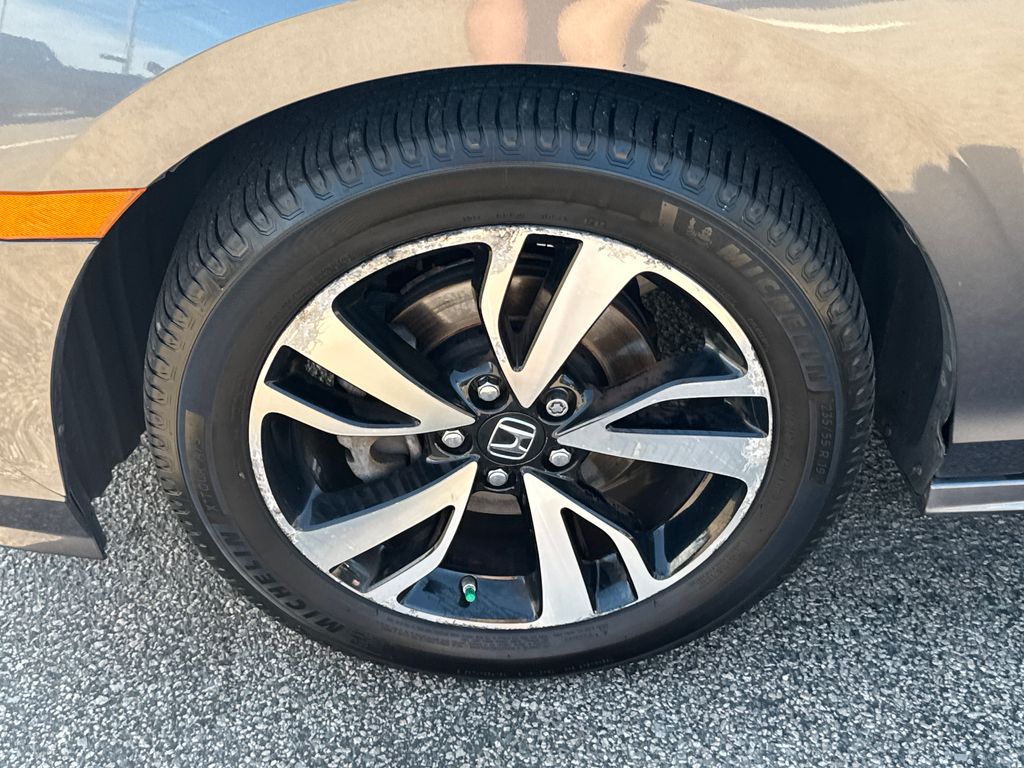 Used 2018 Gray Honda Elite image 47