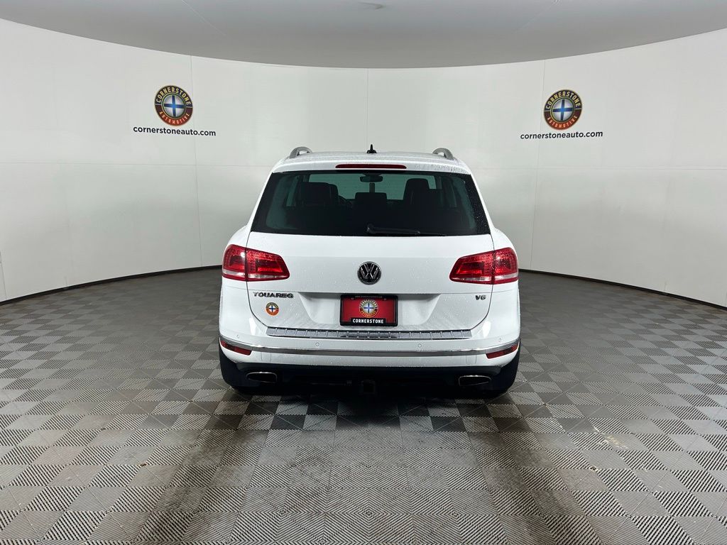 Used 2017  Volkswagen V6 Sport image 20