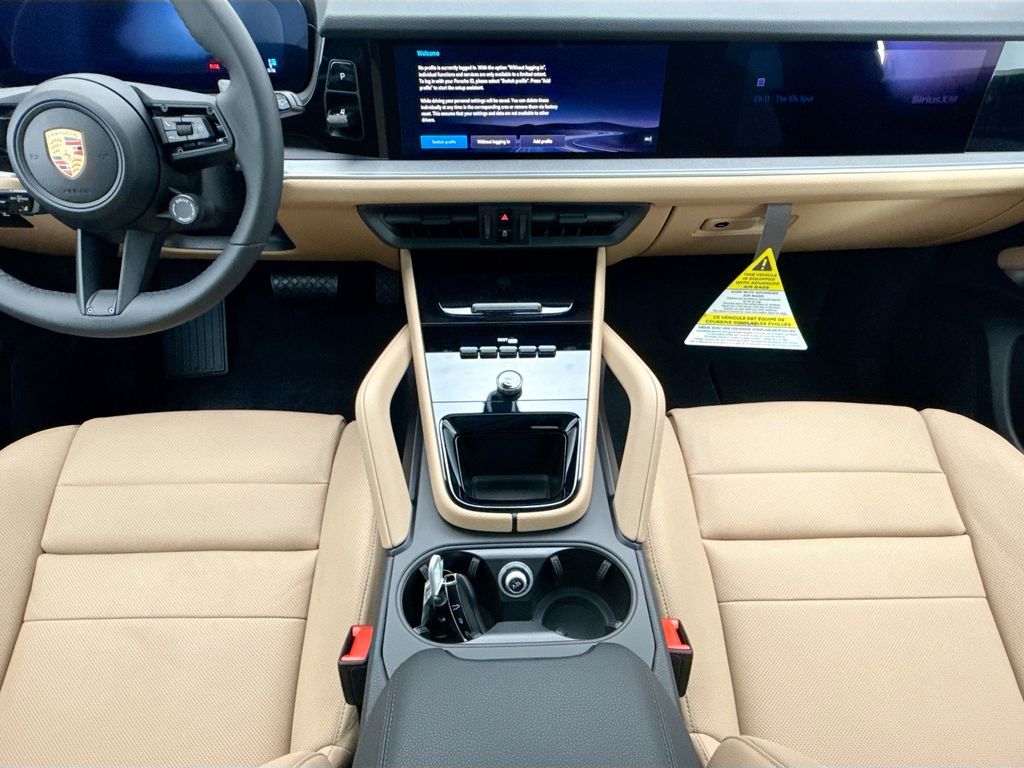 Thumbnail: 2026 Porsche Cayenne - 16