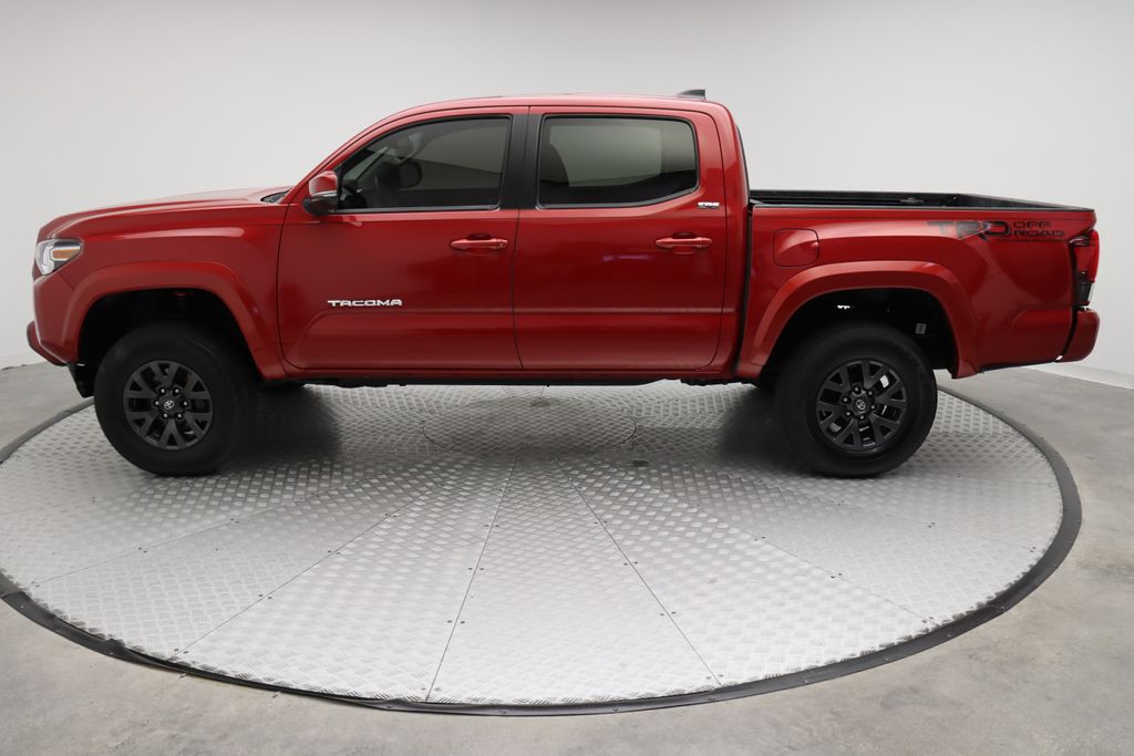 2022 Toyota Tacoma SR5 12