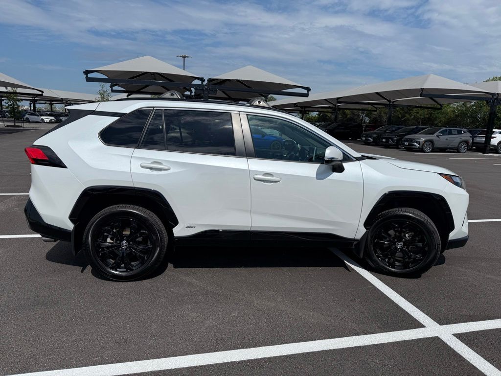 Thumbnail: 2024 Toyota RAV4 - 4