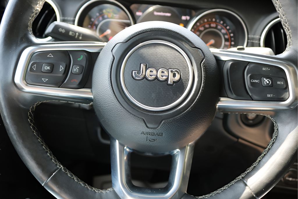 Used Car 2018 Jeep Wrangler  Unlimited Sahara For Sale Under $25,000 In Austin, Texas