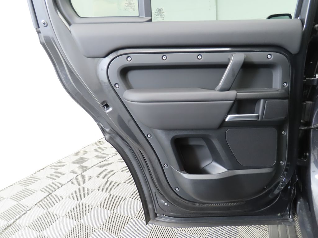 Thumbnail: 2025 Land Rover Defender - 28