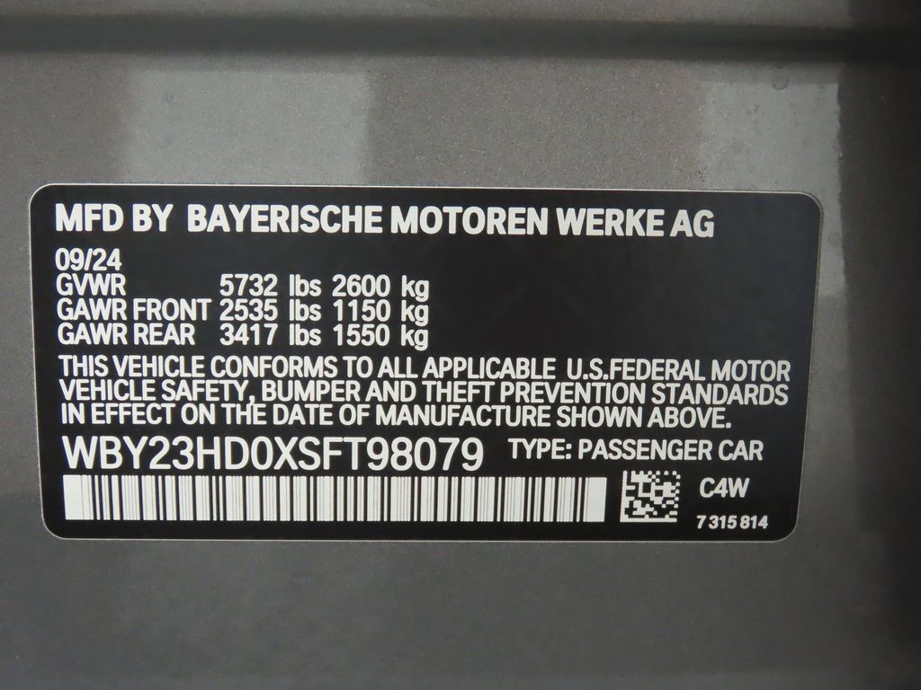 2025 BMW i4 eDrive40 32