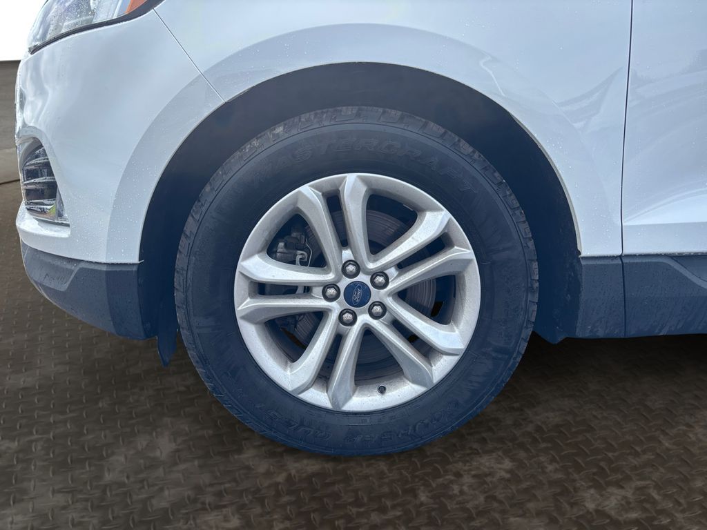 2020 Ford Edge SEL - 8