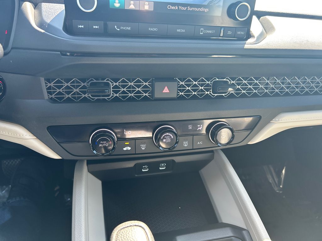 2024 Honda Accord LX 19