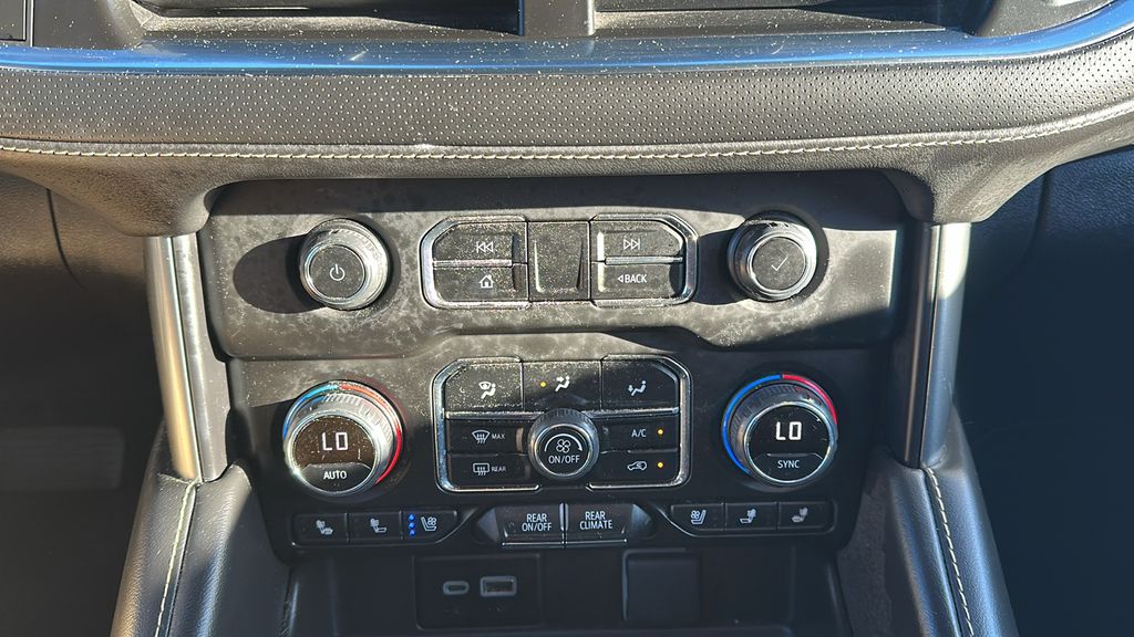 2023 Chevrolet Suburban Premier Gray at Baytown Hyundai