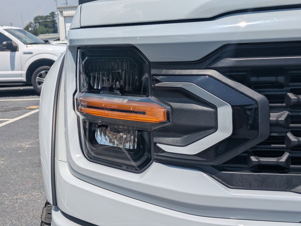 2026 Ford F-150 Black Widow