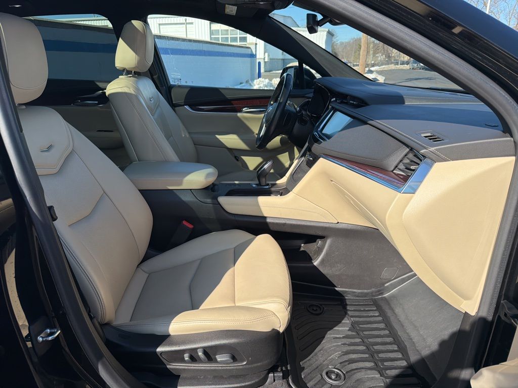 Thumbnail: 2019 Cadillac XT5 - 26