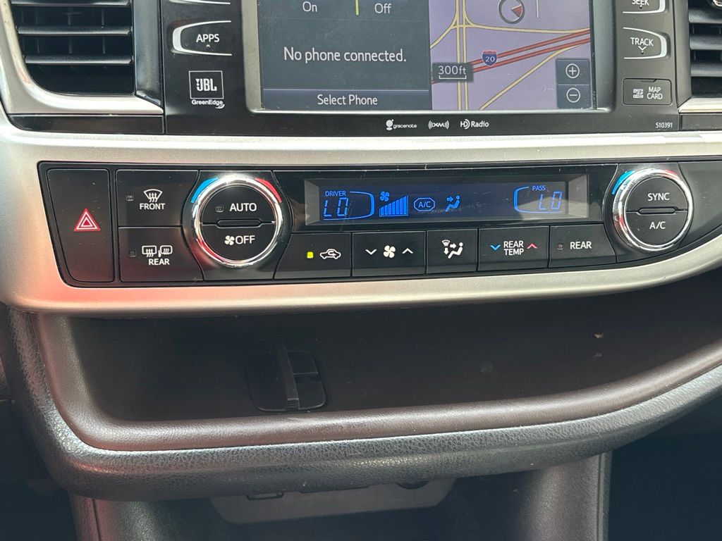 Used 2019 Toyota Highlander SUV