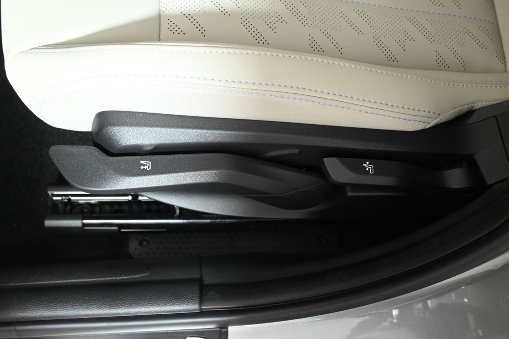 Thumbnail: 2026 MINI Cooper - 23