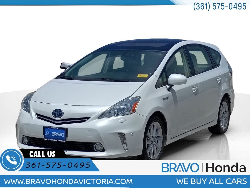 2013 Toyota Prius v Five FWD