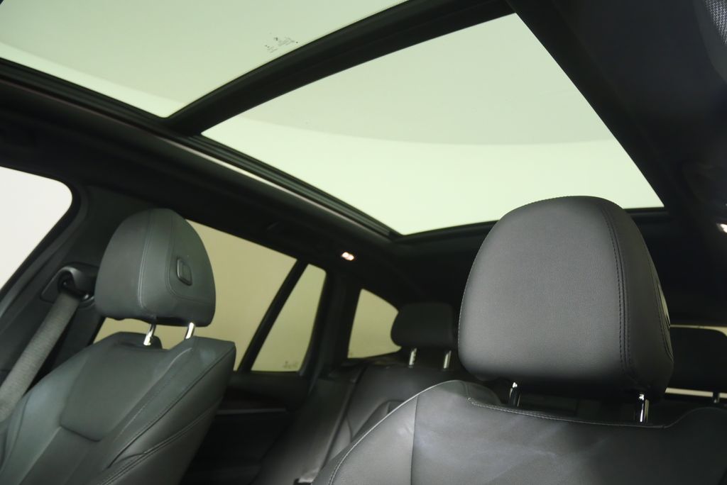 Thumbnail: 2019 BMW X3 - 11