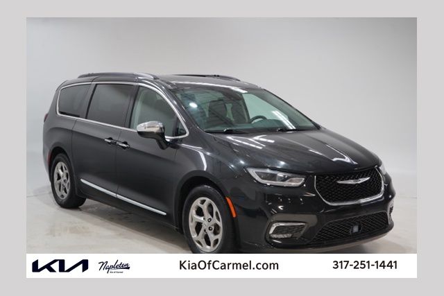 Brilliant Black Crystal Pearlcoat 2023 Chrysler Pacifica Limited FWD Minivan Front-Wheel Drive 9-Speed Automatic