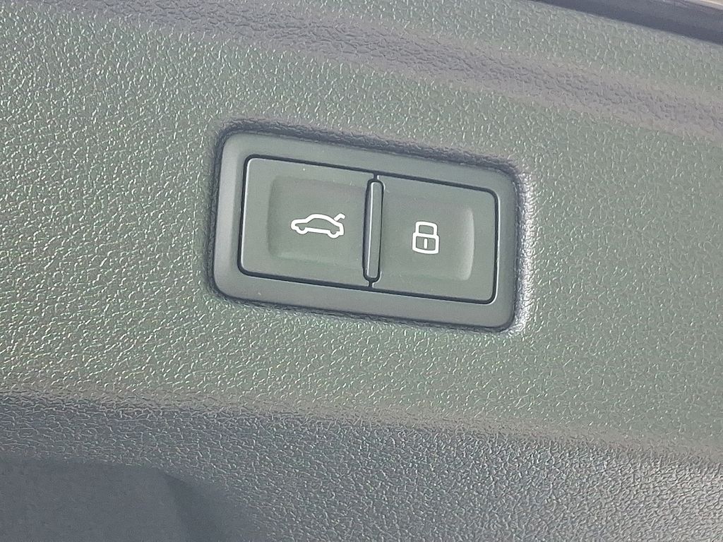 2022 Audi A5 Premium 27