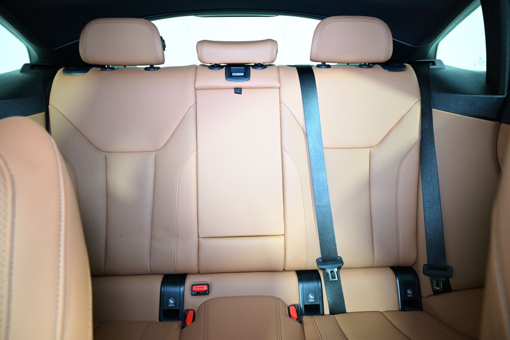 Thumbnail: 2024 BMW 4 Series - 25