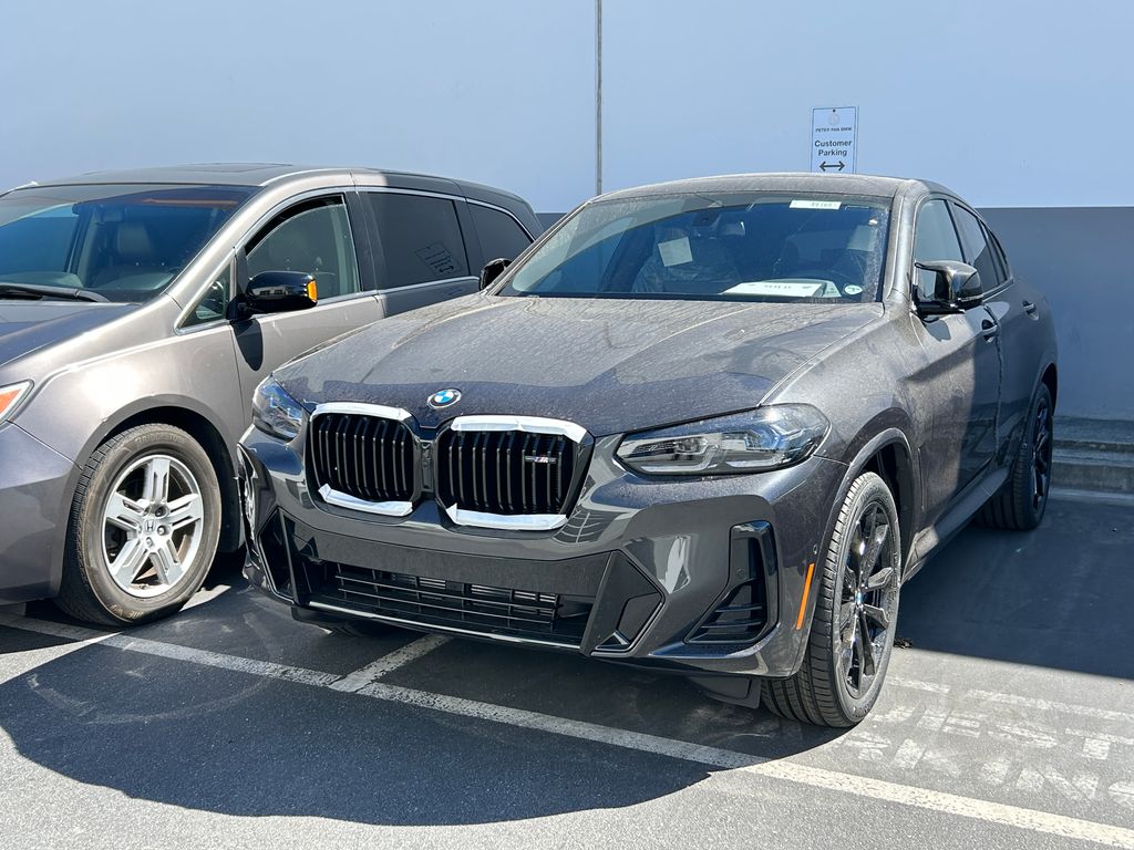 Thumbnail: 2025 BMW X4 - 2