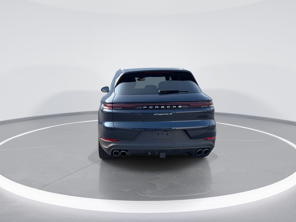 Thumbnail: 2024 Porsche Cayenne - 7