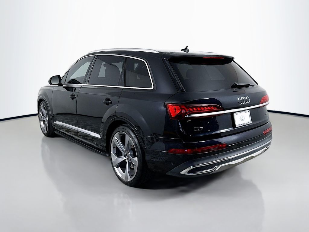 Thumbnail: 2021 Audi Q7 - 7