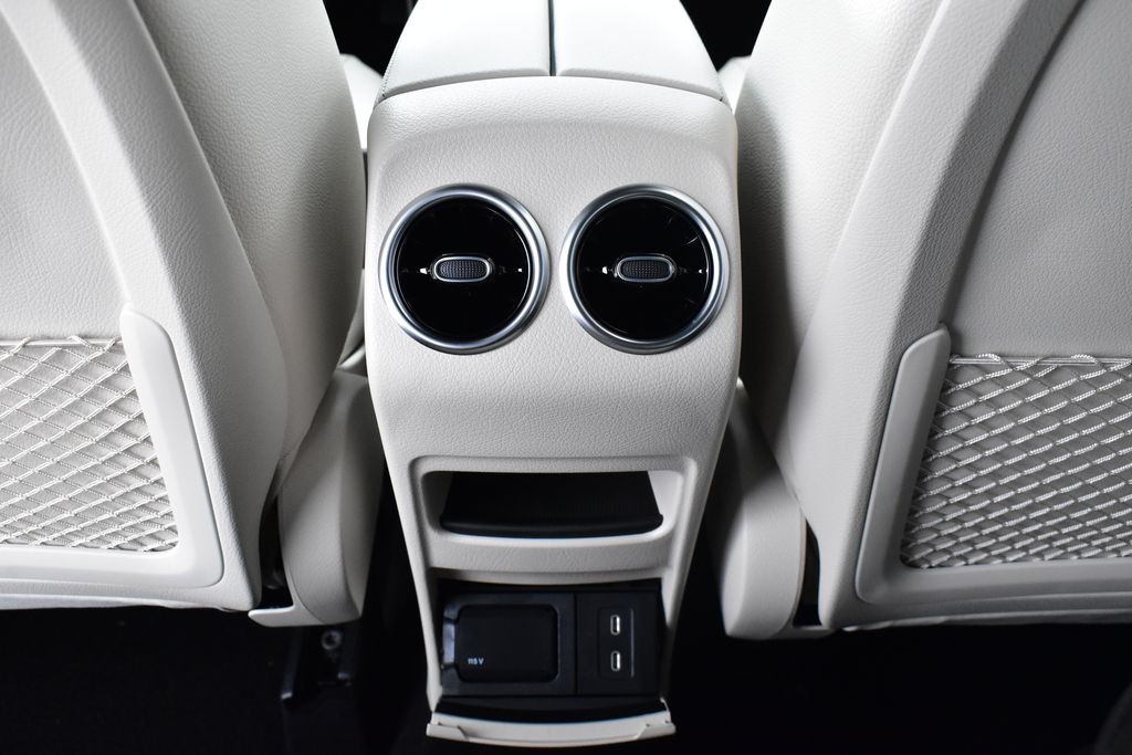 Thumbnail: 2025 Mercedes-Benz GLA - 29