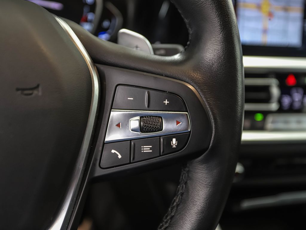 Thumbnail: 2021 BMW 3 Series - 12