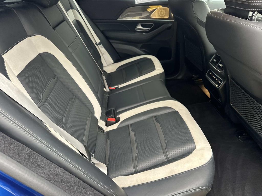 Thumbnail: 2021 Mercedes-Benz GLE - 21