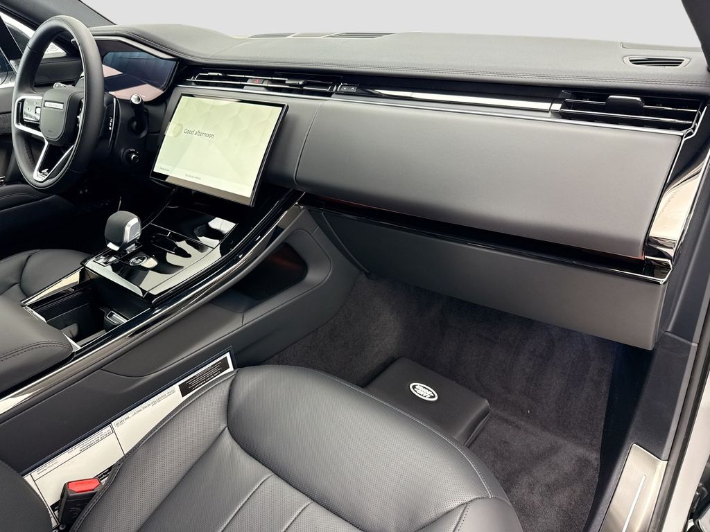 Thumbnail: 2026 Land Rover Range Rover Sport - 16