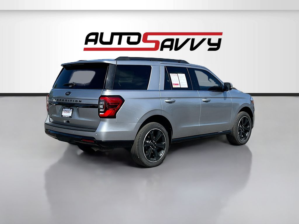 Used 2024 Silver Ford Limited image 7