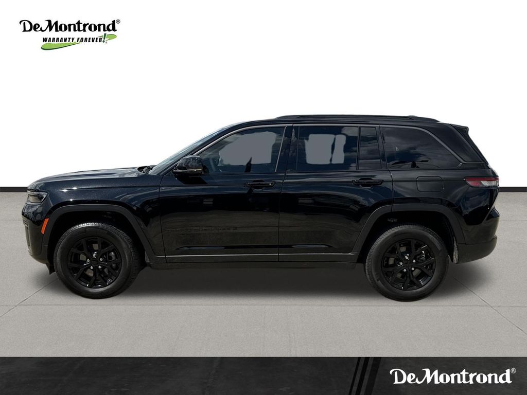 2026 Jeep Grand Cherokee Altitude Black at Victoria Chrysler Dodge Jeep Ram