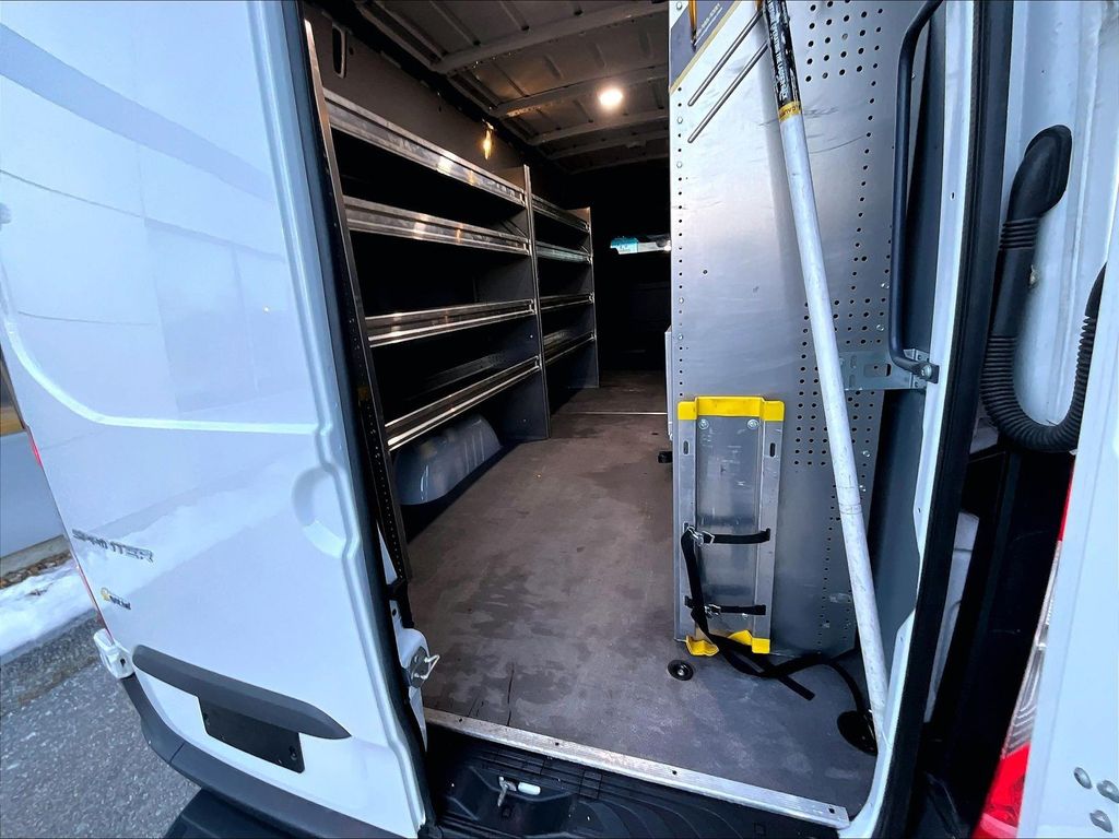 2024 Mercedes-Benz Sprinter 2500 — photo 16