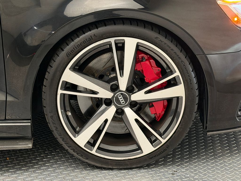 Thumbnail: 2018 Audi RS 3 - 14