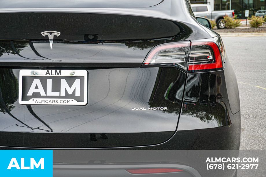 Used 2024 Black Tesla Long Range image 13