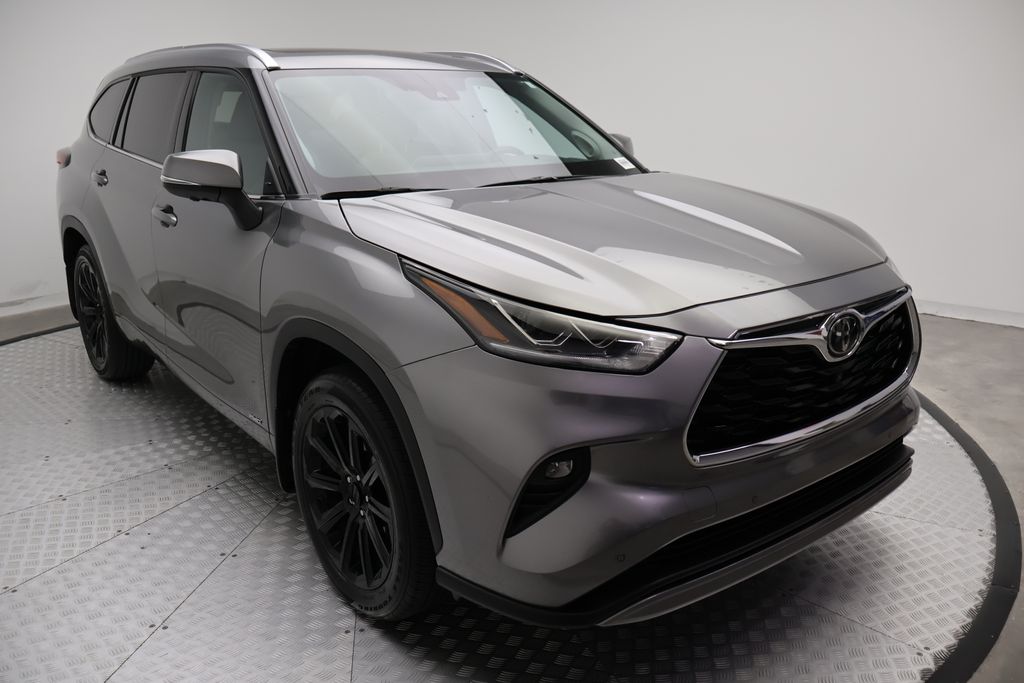 Thumbnail: 2025 Toyota Highlander - 6