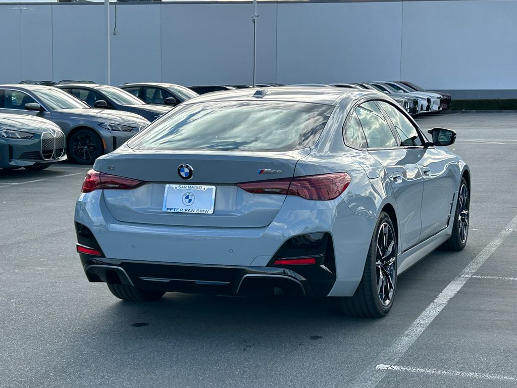 Thumbnail: 2026 BMW i4 - 5