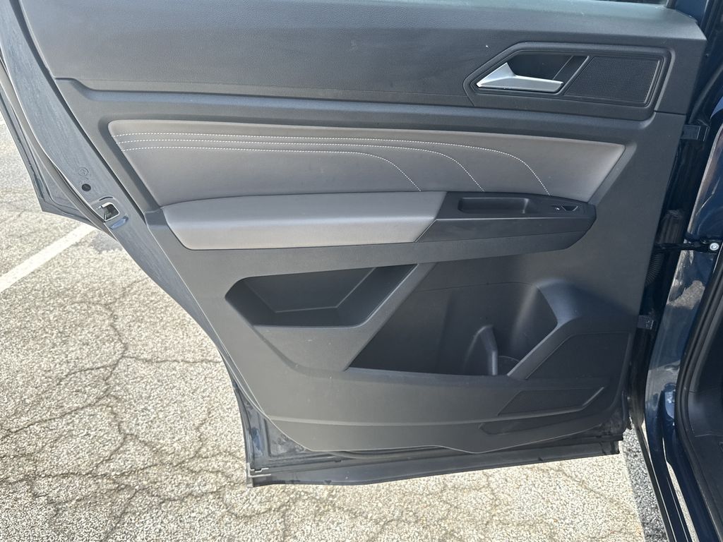 2022 Volkswagen Atlas Cross Sport 3.6L V6 SE w/Technology Blue at DeMontrond Auto Country