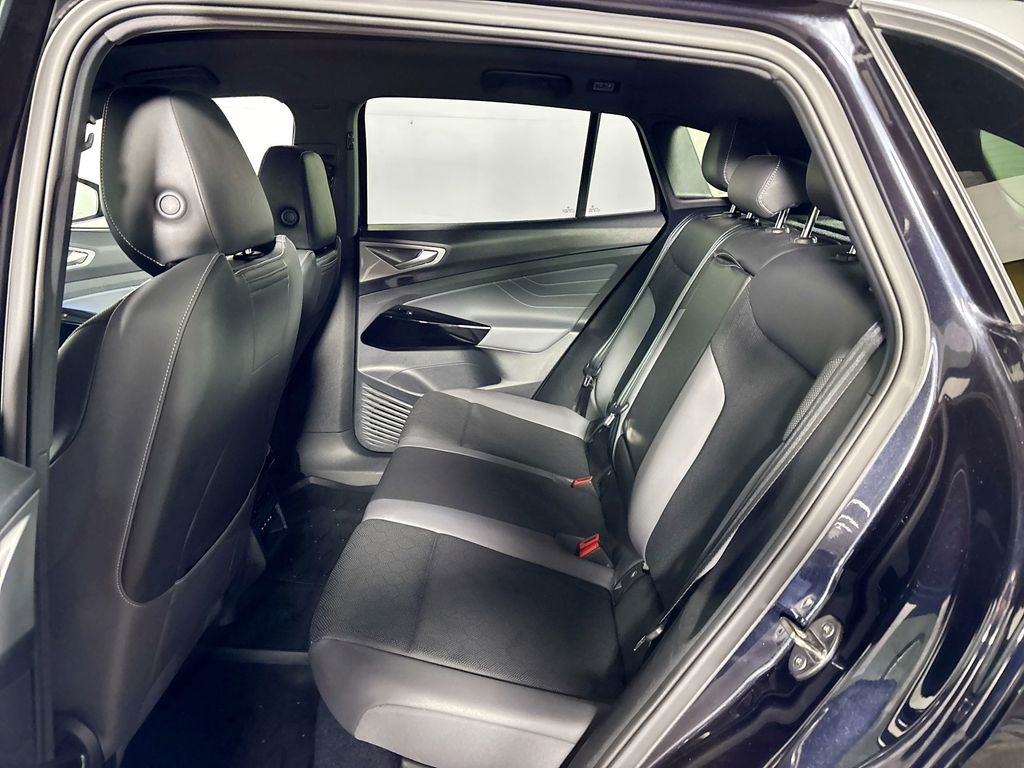 2023 Volkswagen ID.4 Pro S Plus