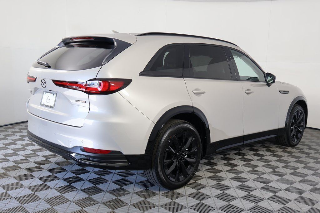 Thumbnail: 2026 Mazda CX-90 - 2