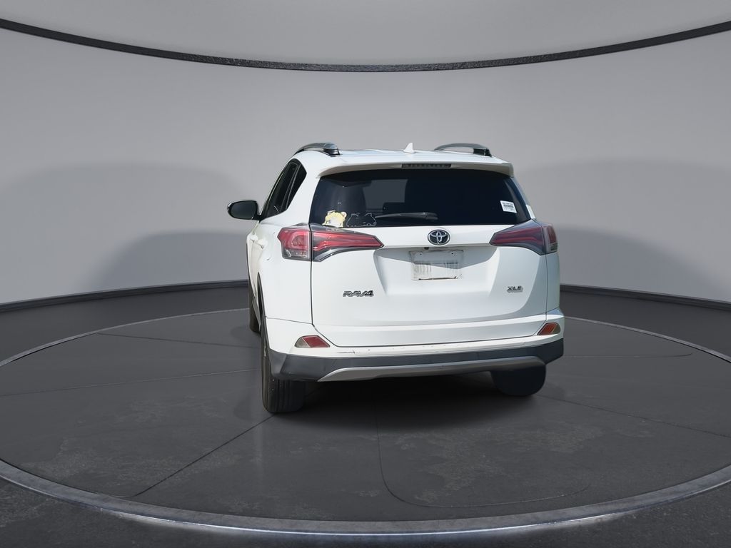 Thumbnail: 2017 Toyota RAV4 - 7