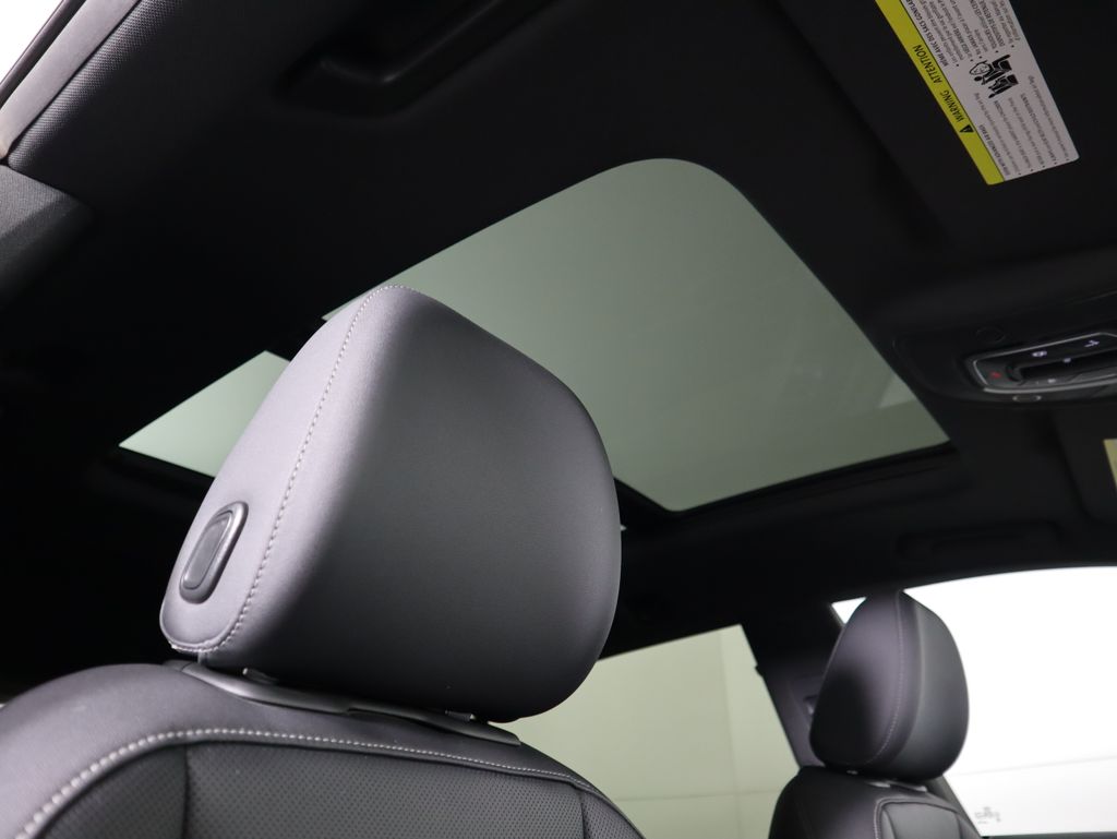 Thumbnail: 2020 Audi Q8 - 19