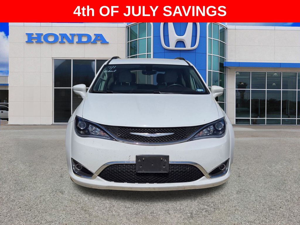 Used 2017 Chrysler Pacifica Touring-L with VIN 2C4RC1BG5HR553078 for sale in Weatherford, TX