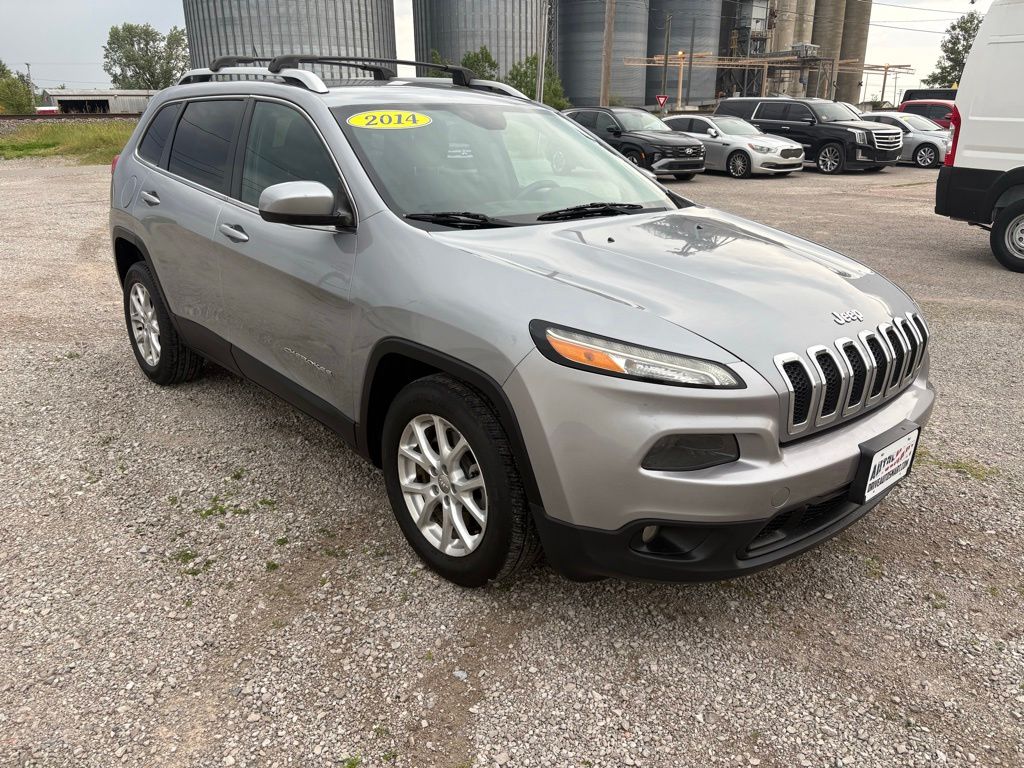 2014 Jeep Cherokee Latitude's photo