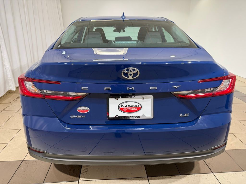 Thumbnail: 2025 Toyota Camry - 4