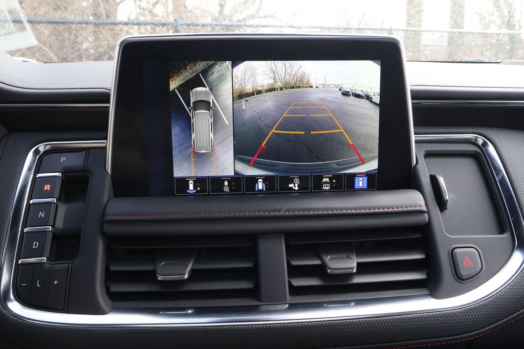 Thumbnail: 2023 Chevrolet Tahoe - 19