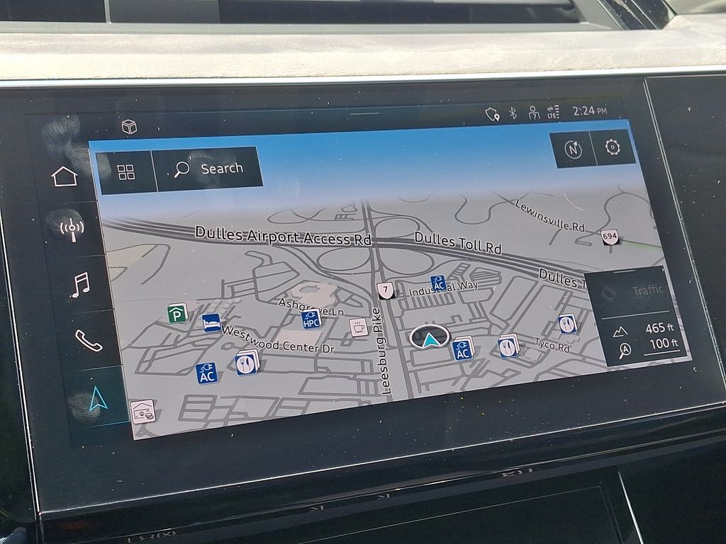 2024 Audi Q8 e-tron Premium Plus 17