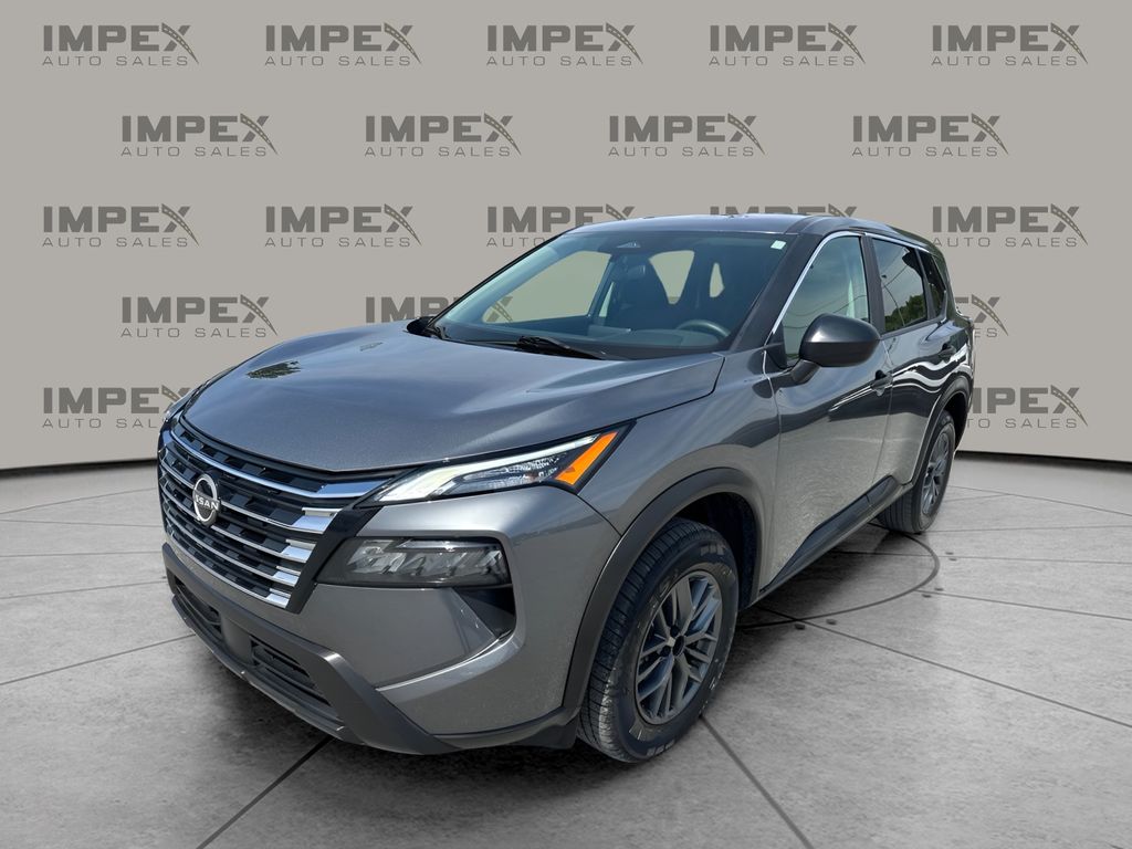 2024 Nissan Rogue S FWD's photo