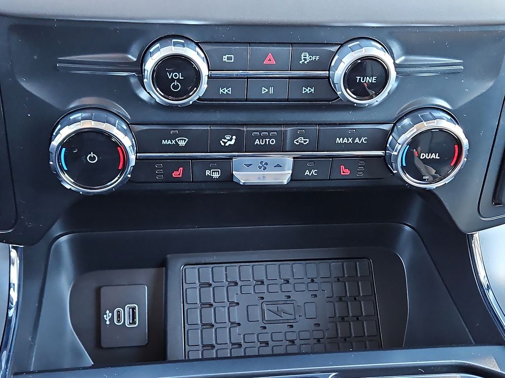 2025 Ford F-150 XLT - Photo 15