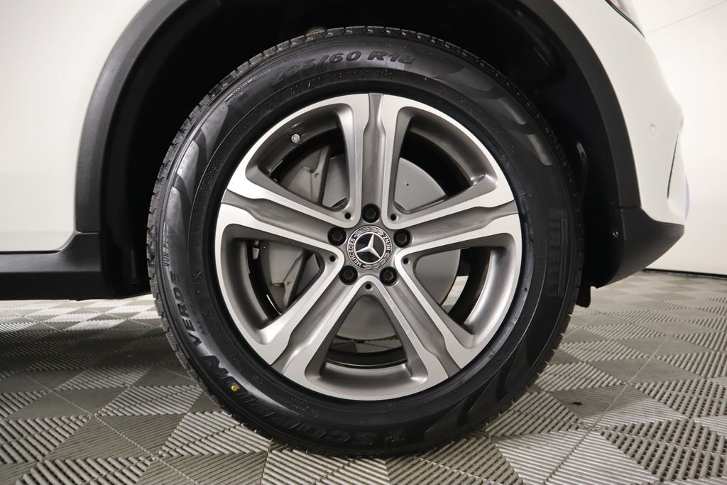 2021 Mercedes-Benz GLC 300 32