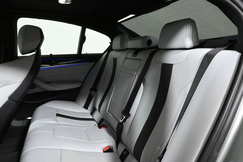 2018 BMW M5 Base 5
