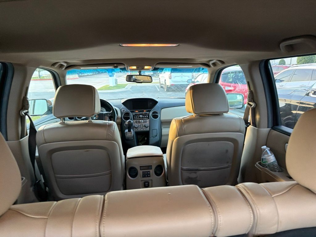 Thumbnail: 2013 Honda Pilot - 9