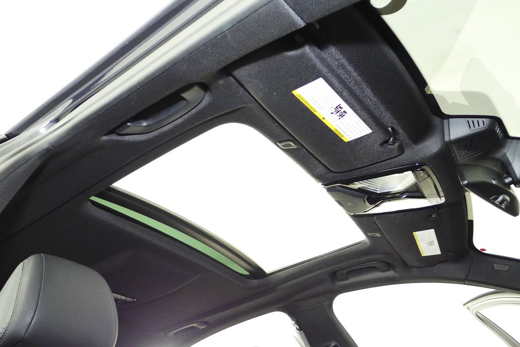 Thumbnail: 2018 BMW 5 Series - 18